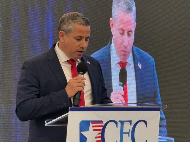 fernandez-addressing-cfc.jpeg