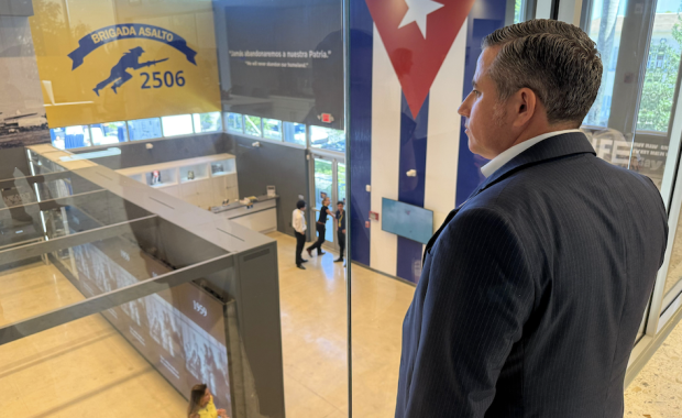 Recaudador de Impuestos Dariel Fernandez Asiste a la Inauguración del Museo de la Brigada 2506, Honrando el Legado, el Sacrificio y la Lucha por la Libertad