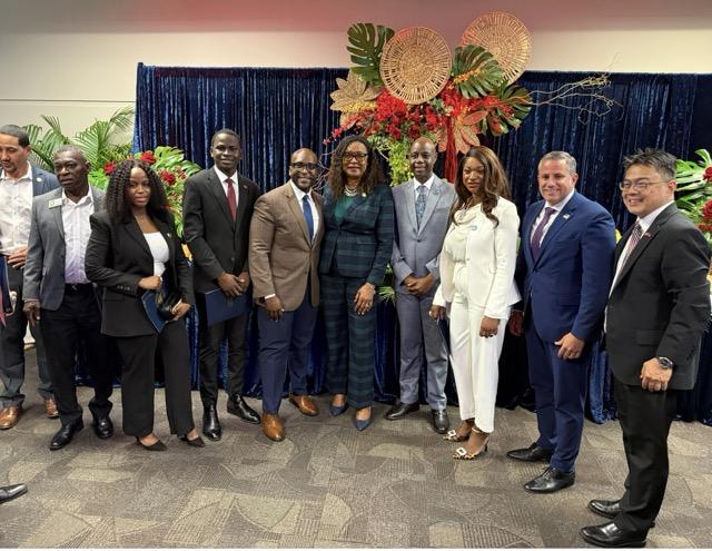 fernandez-with-elected-officials.jpeg