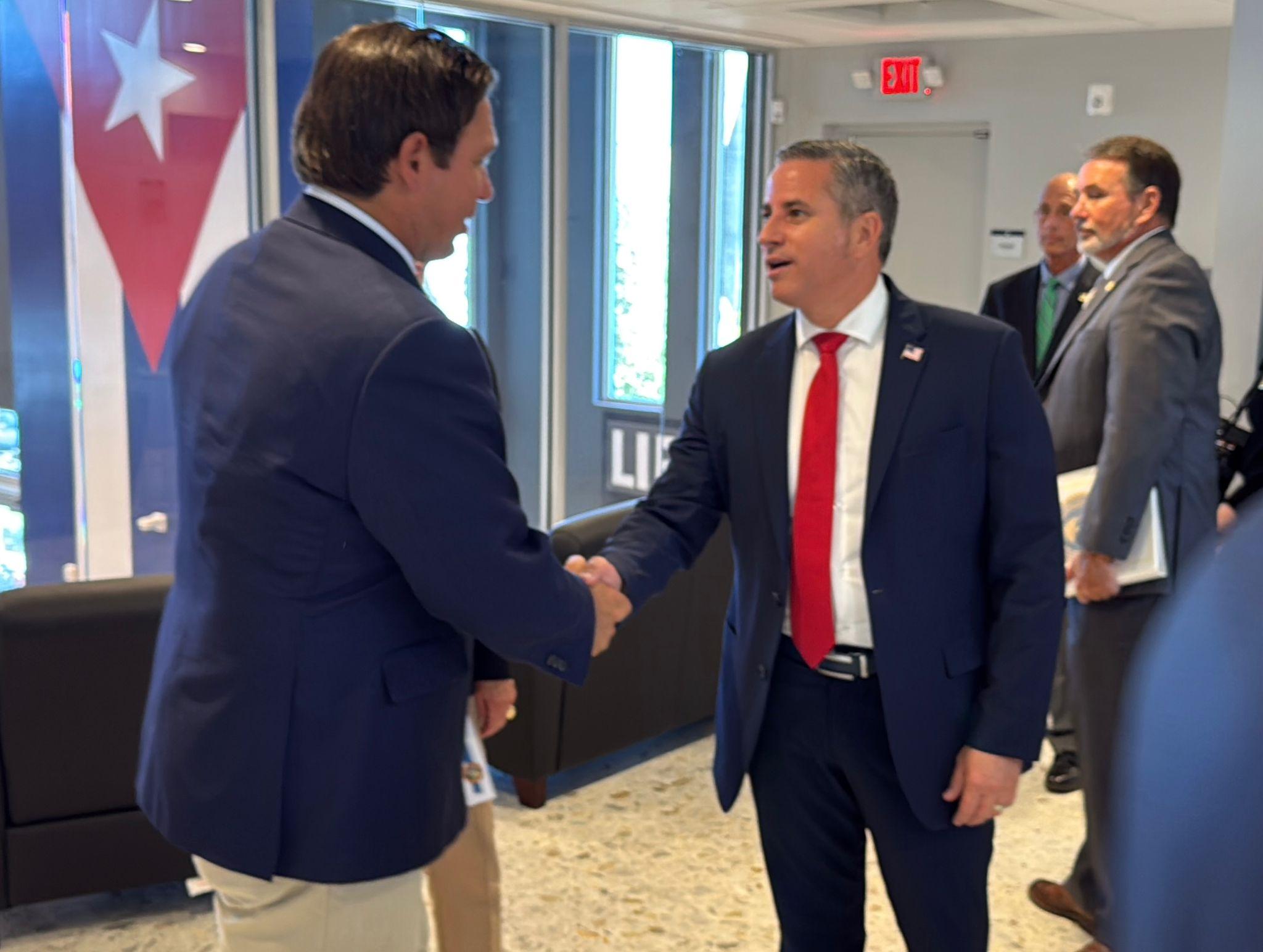fernandez-with-governor-desantis.jpeg