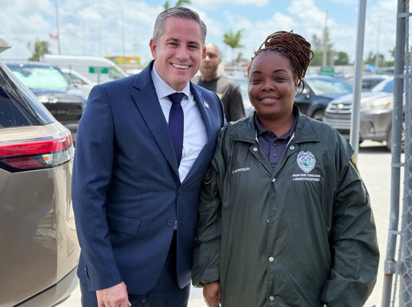 Miami-Dade County Tax Collector Brings FLOW Mobile Services Truck to Service Miami-Dade Corrections Staff