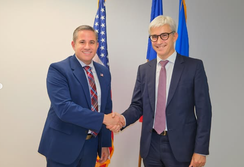 Dariel Fernandez at French Consulate Miami (2)