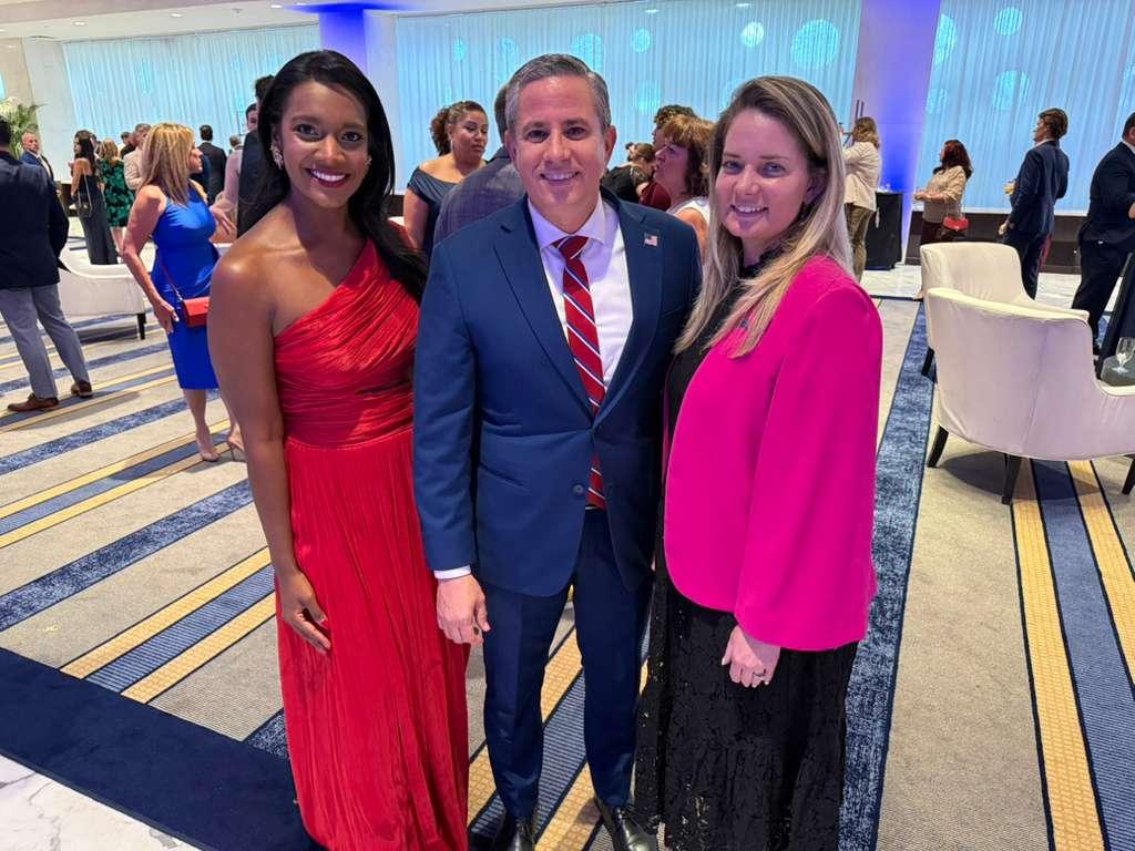 National Salute to America's Heroes Event Photo 10