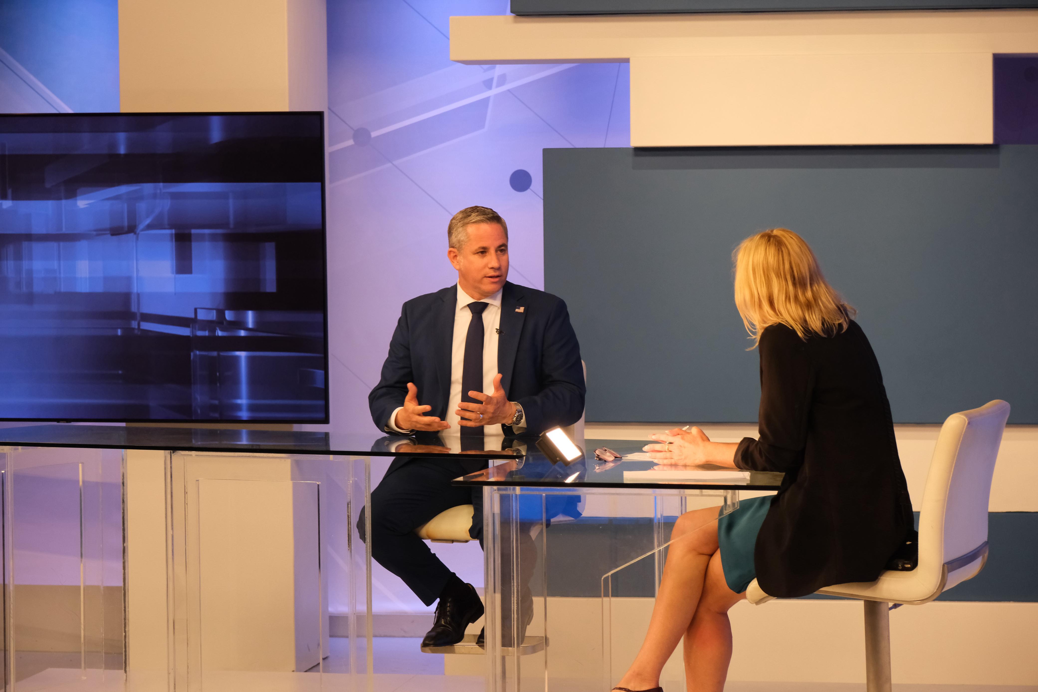 Interview on Mega News with Adriana Navarro - Photo 7