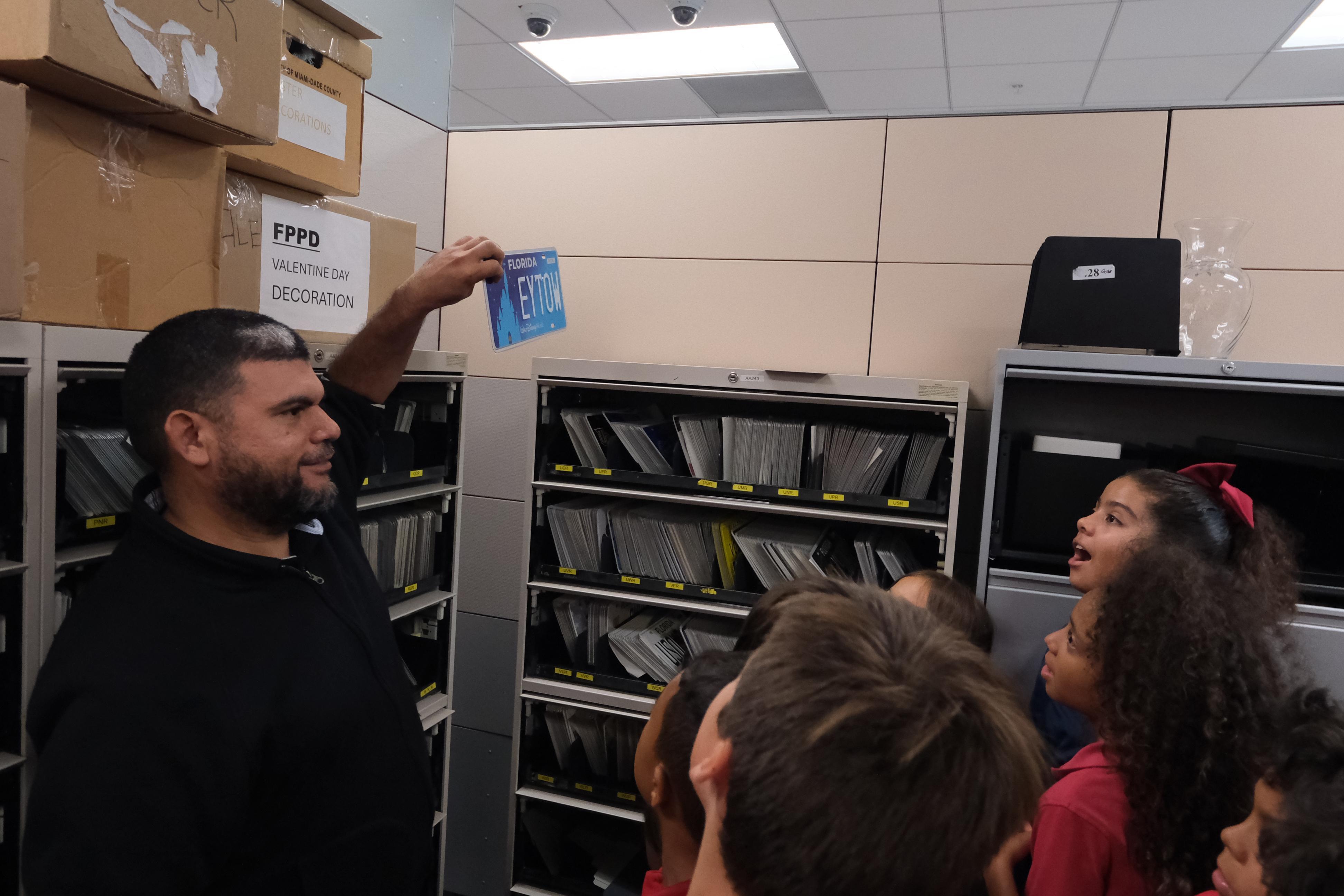 George Washington Carver Elementary School Students Visit Downtown Office - Photo 6