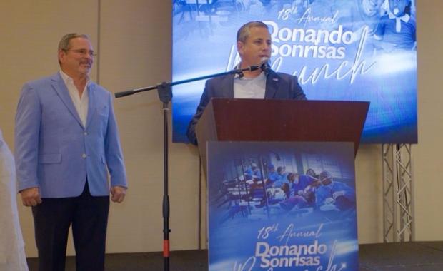 El Recaudador de Impuestos Dariel Fernandez Participa en la Celebración “Donando Sonrisas” de la Fundación Monseñor Felipe Bello