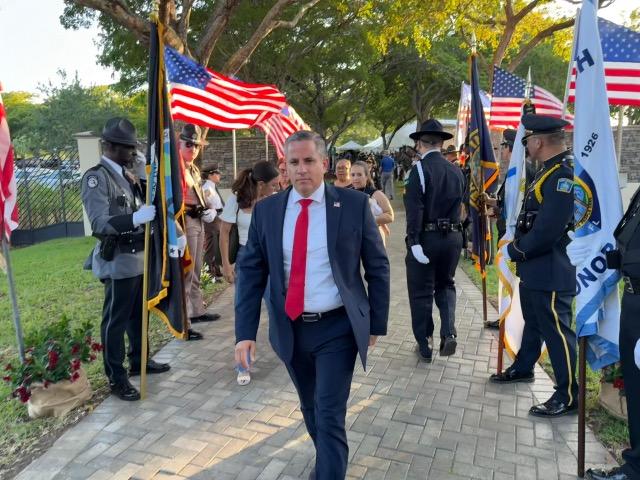 tax-collector-fernandez-walking-entrance.jpeg